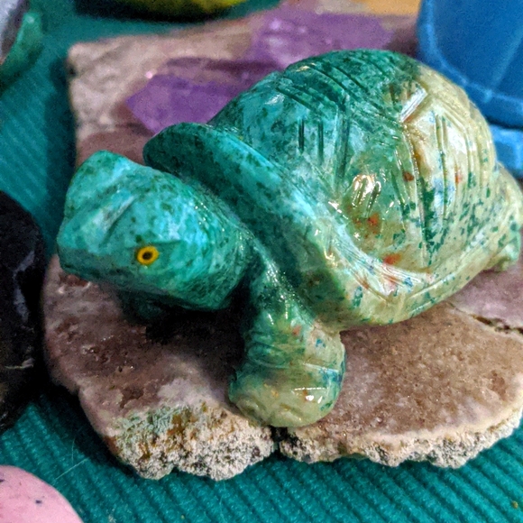 Turtle Chrysocolla from Denver Gem Show - Picture 2 of 4